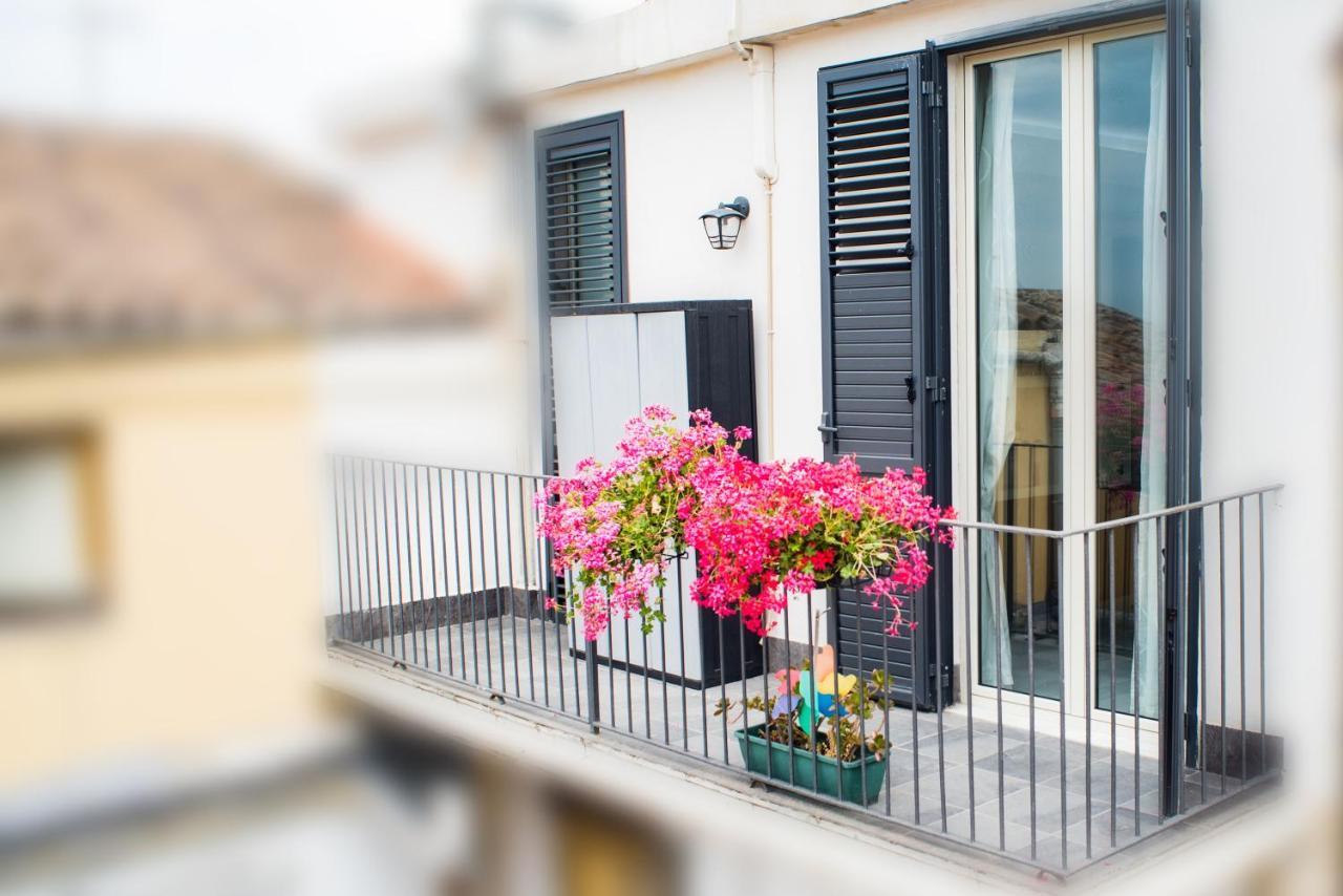 Alessia Apartment Panoramic View Catania Exterior foto
